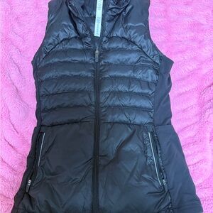 Women's lululemon Black Puffer Vest